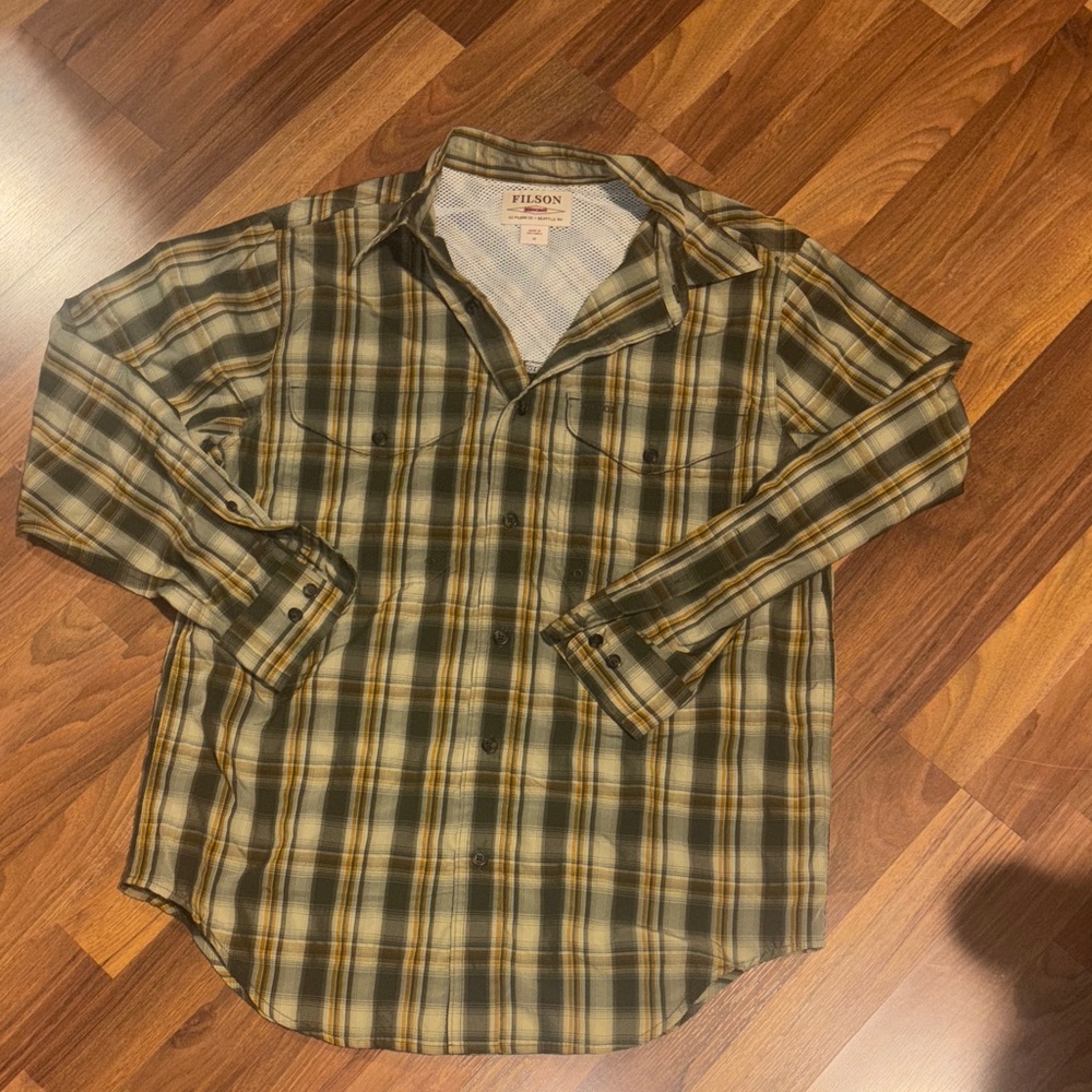 Filson Men's Olive Green and Yellow Plaid Sun Shirt | Medium